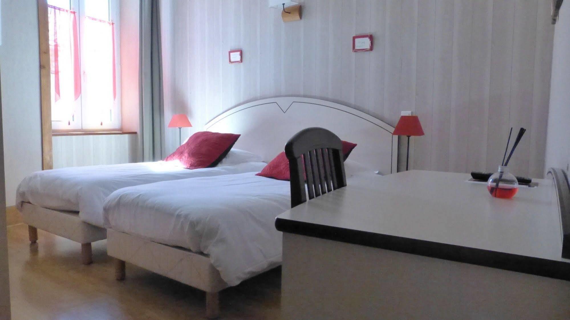Hotel Des Alpes Ді Екстер'єр фото